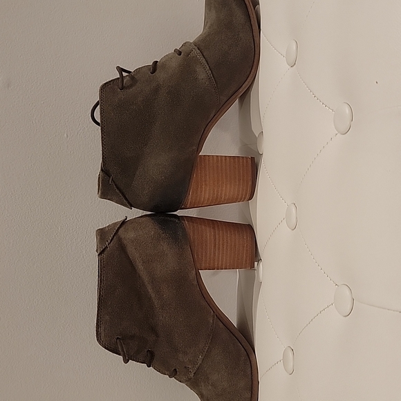 Toms Women's Size 9.5 Lunata Stacked Heel Burnished Suede Lace Up Ankle Boots - Picture 14 of 14